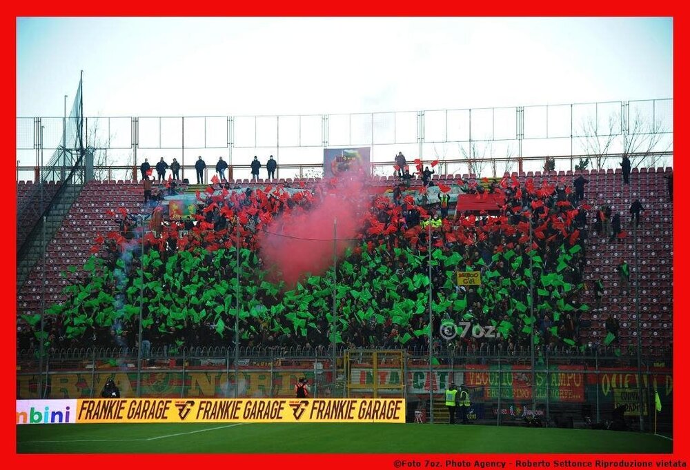 7OZ_9484tifosi ternana.jpg