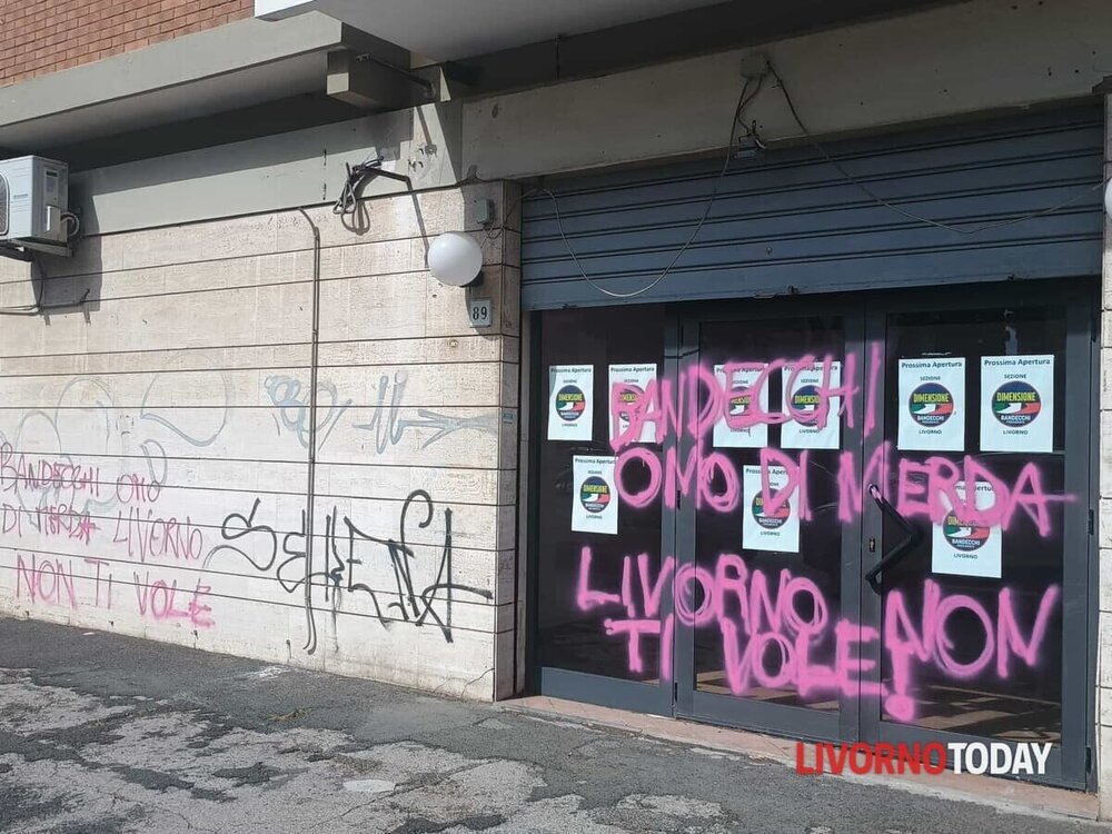 scritte contro Bandecchi (3).jpeg